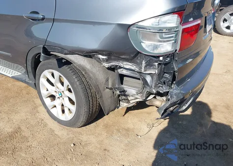 2013 BMW X5 xDrive35I/xDrive35I Premium/xDrive35I Sport Activity from USA, damaged, VIN 5UXZV4C5XD0G57001